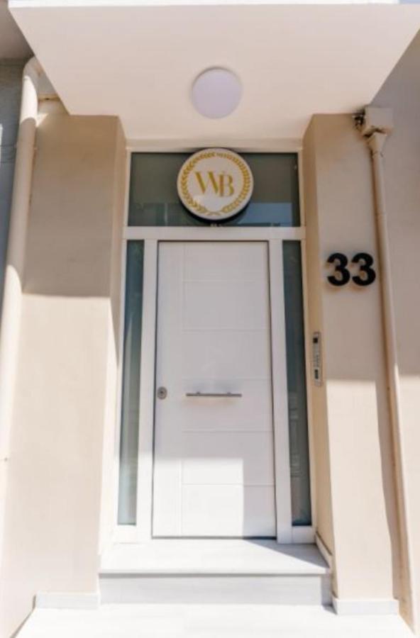 Brand New Apartment Nearby Metro アテネ エクステリア 写真